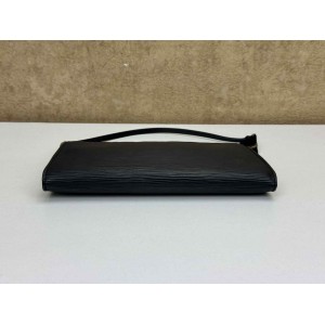 LOUIS VUITTON M52942 EPI LEATHER POCHETTE CLUTCH